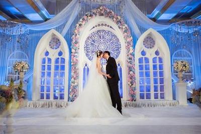 辉耀婚礼主持策划中心 打造专属您的梦幻婚典